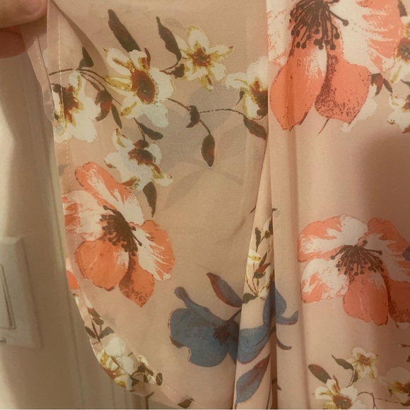 Light Pink Floral Dress - Picture 5 of 9